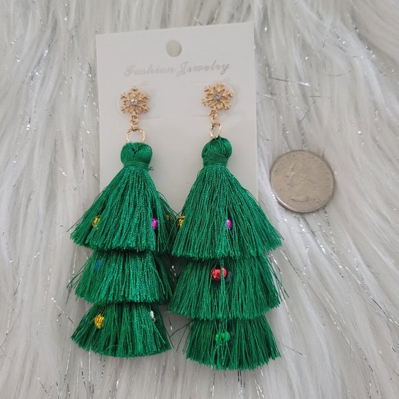 Tassel Fringe Fashion Christmas Tree Earrings - Picture 3 of 5